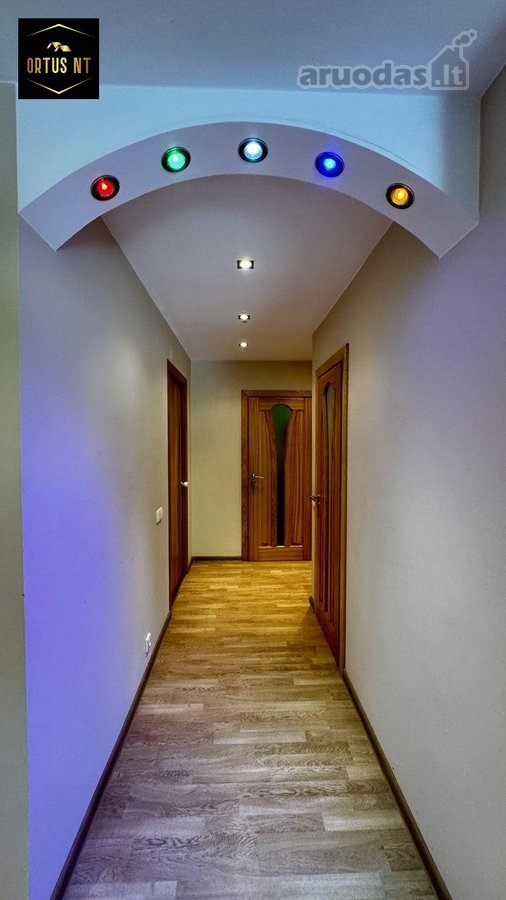 Parduodamas 3 kambarių butas su privačiu 14,6 - nuotraukos Nr. 7