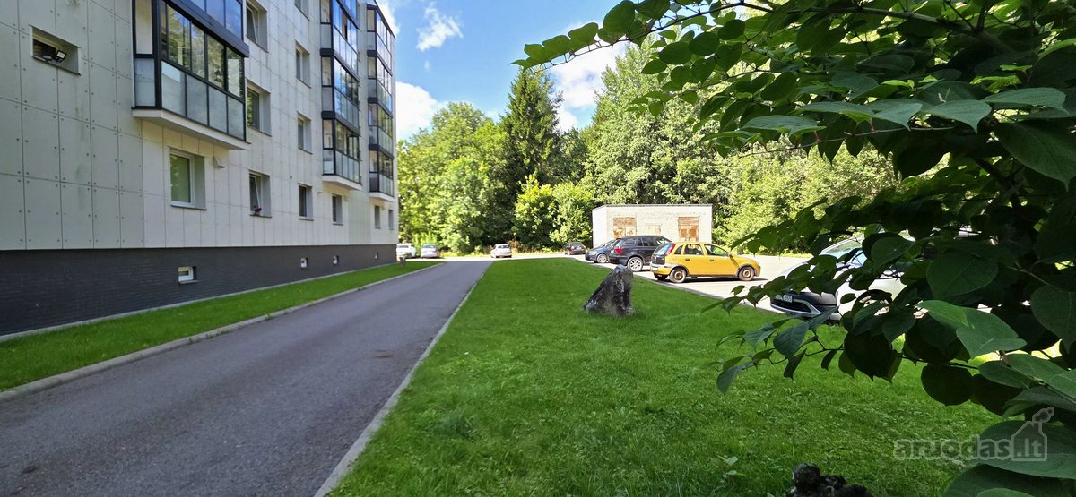 Parduodamas saulėtas ir puikiai išplanuotas 2 - nuotraukos Nr. 14