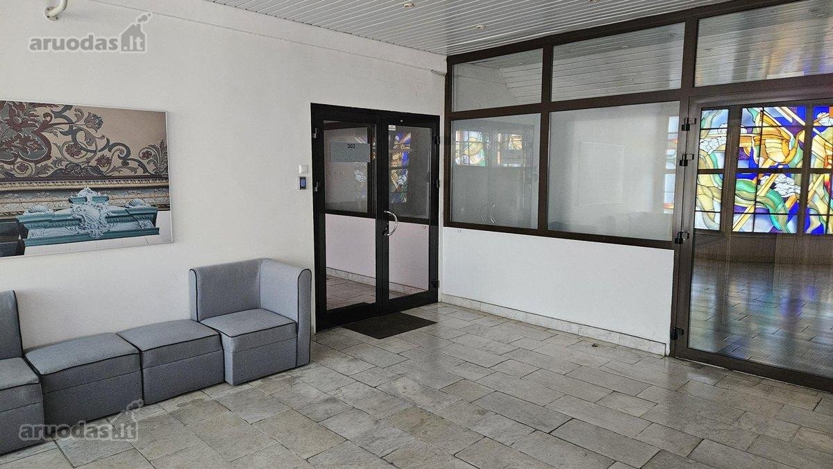Parduodamos šviesios 210 m2 patalpos pasaže - nuotraukos Nr. 4