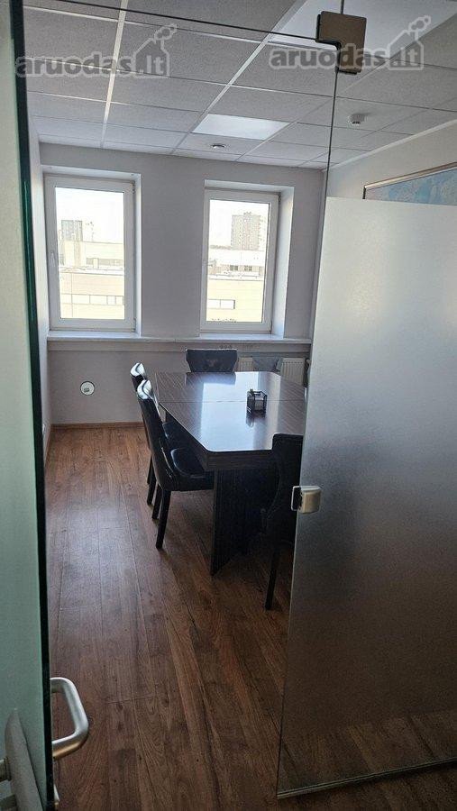 Parduodamos šviesios 210 m2 patalpos pasaže - nuotraukos Nr. 7