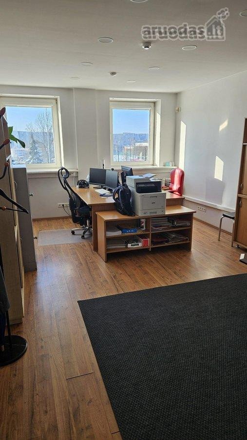 Parduodamos šviesios 210 m2 patalpos pasaže - nuotraukos Nr. 10