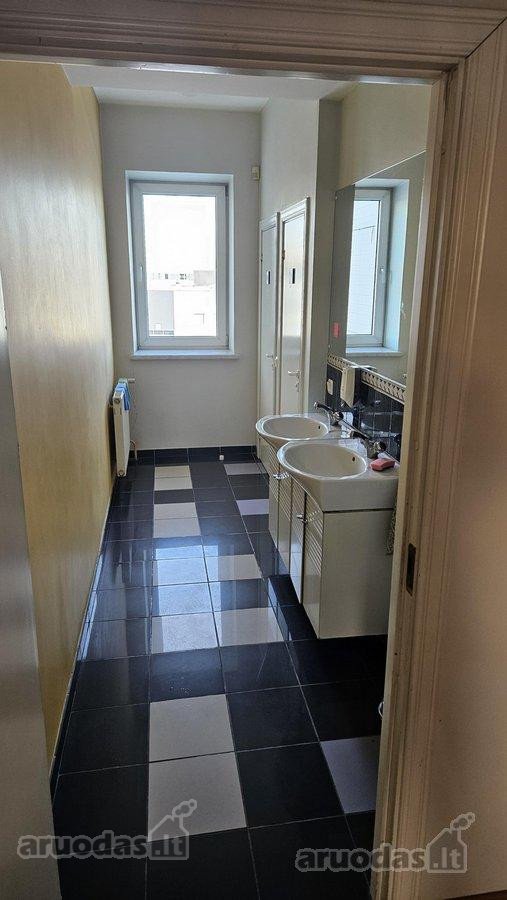 Parduodamos šviesios 210 m2 patalpos pasaže - nuotraukos Nr. 13