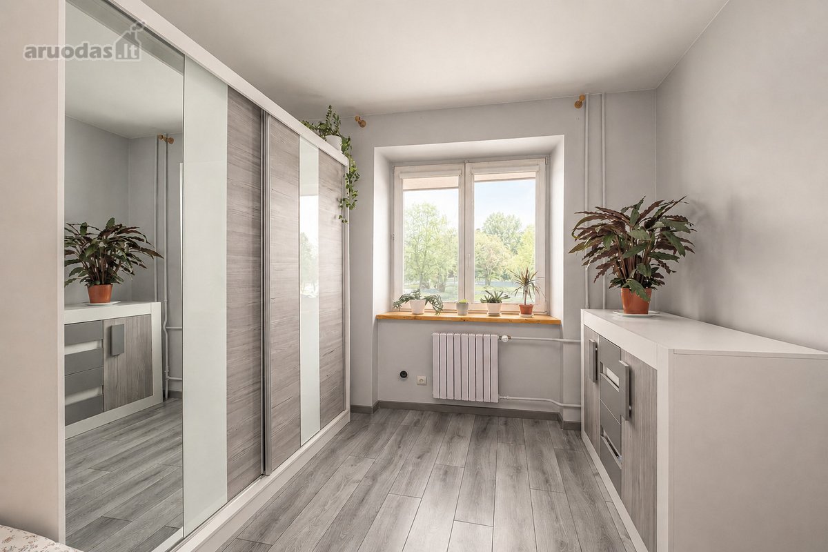 Parduodamas Erdvus Ir Tvarkingas, 7 Kambarių - nuotraukos Nr. 11