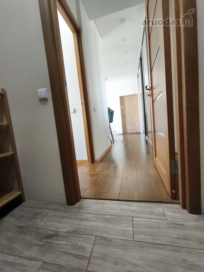 Nuomojamas erdvus 2 kambarių butas su - nuotraukos Nr. 18