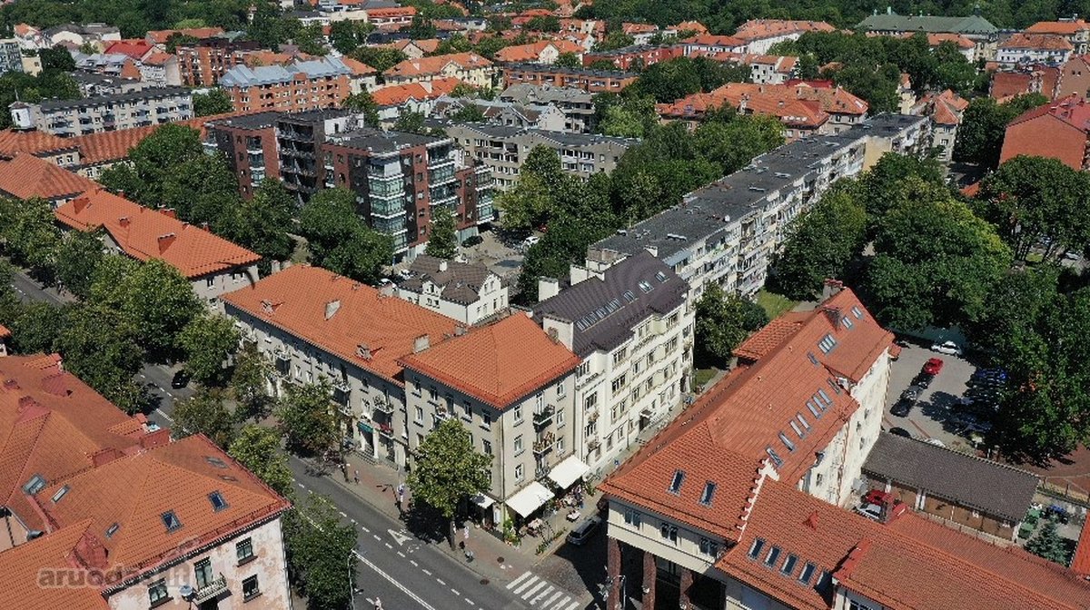 Parduodami du administraciniai pastatai su - nuotraukos Nr. 3