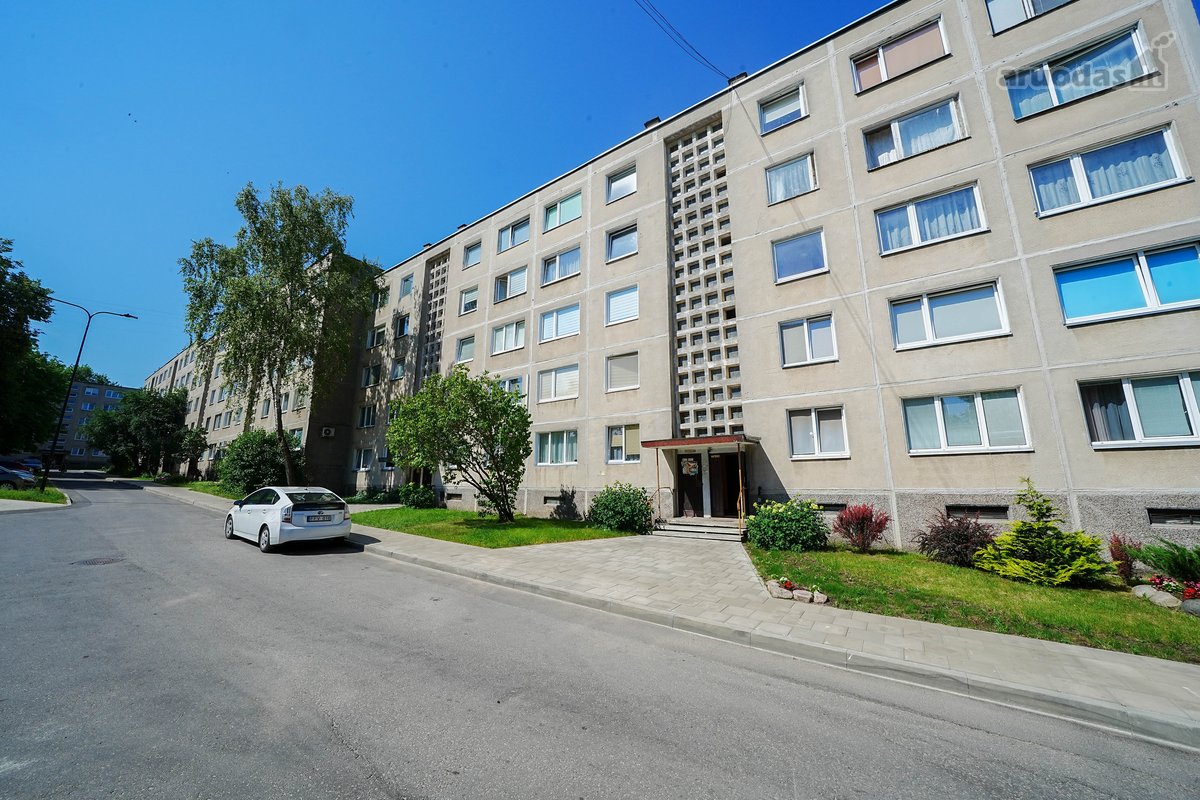  Erdvus 4 kambarių butas su patogiu ir - nuotraukos Nr. 17