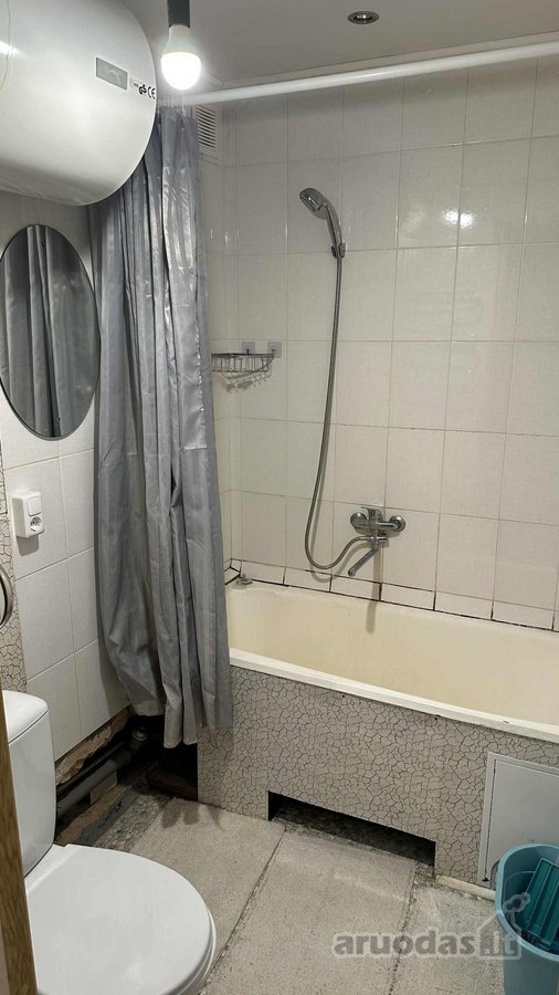 Išnuomojamas butas su virtuvės baldais. Yra - nuotraukos Nr. 7