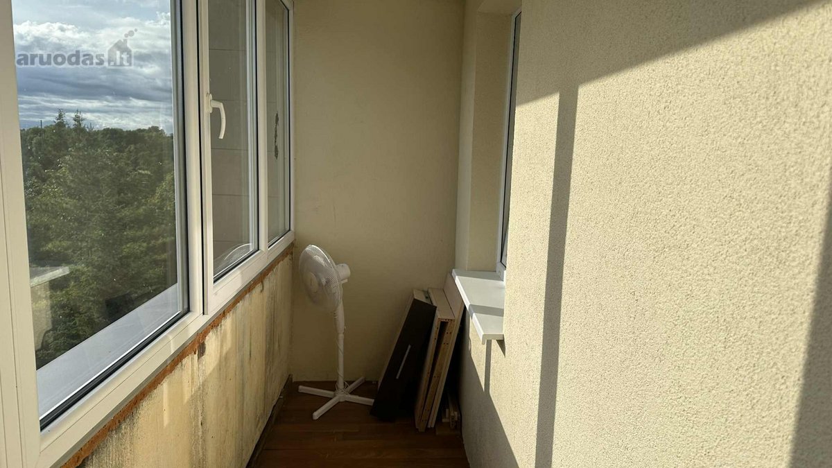 Išnuomojamas butas su virtuvės baldais. Yra - nuotraukos Nr. 9