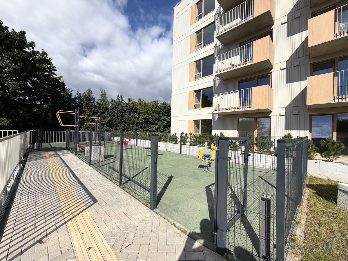 Parduodamas Ką Tik Kokybiškai Įrengtas Erdvus - nuotraukos Nr. 29