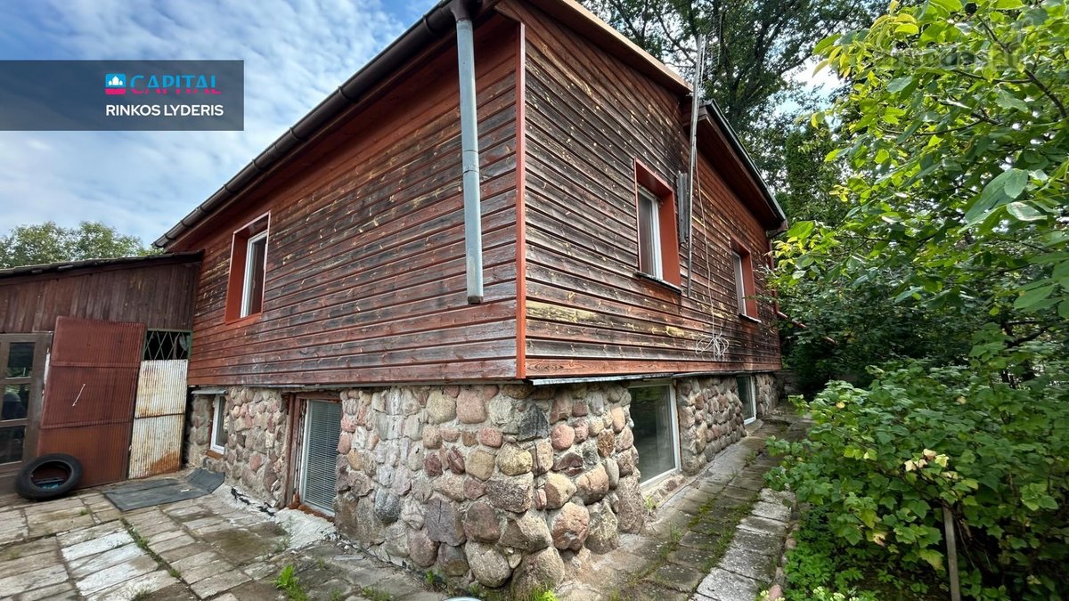 Pačiame miestelio centre parduodama - nuotraukos Nr. 2