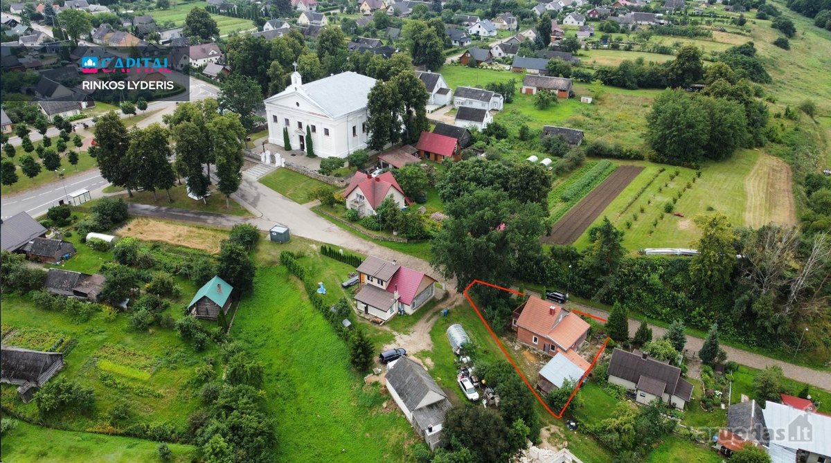 Pačiame miestelio centre parduodama - nuotraukos Nr. 8