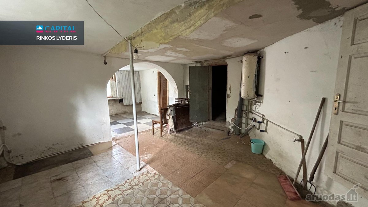 Pačiame miestelio centre parduodama - nuotraukos Nr. 18