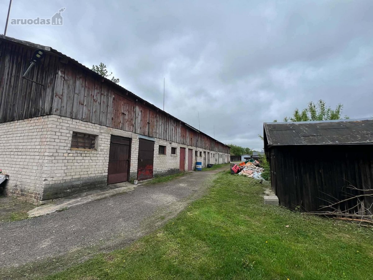Yra papildomi statiniai , garažas su duobe, - nuotraukos Nr. 17