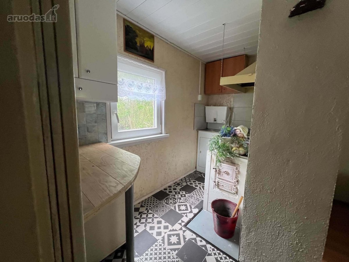 Yra papildomi statiniai , garažas su duobe, - nuotraukos Nr. 14