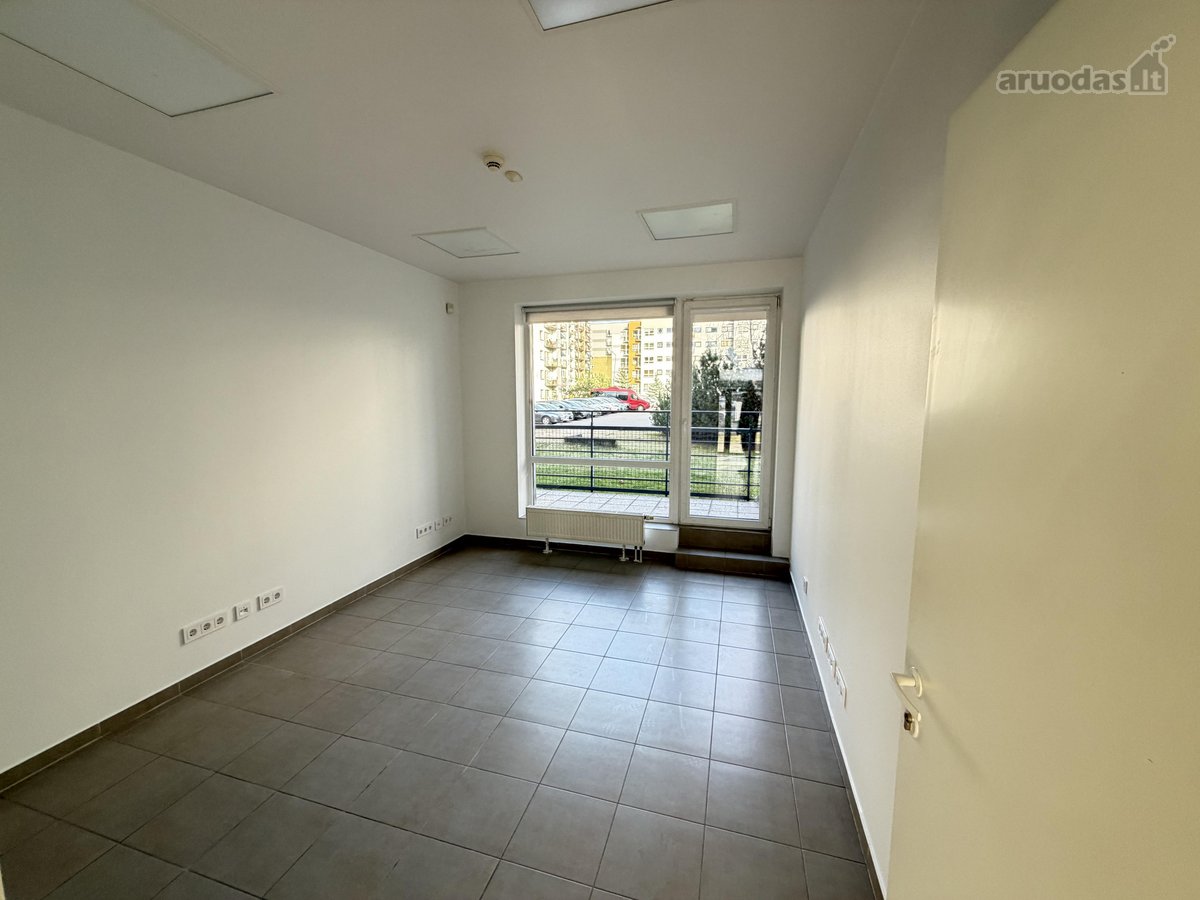 Išnuomojamos įrengtos 77 m² komercinės - nuotraukos Nr. 6