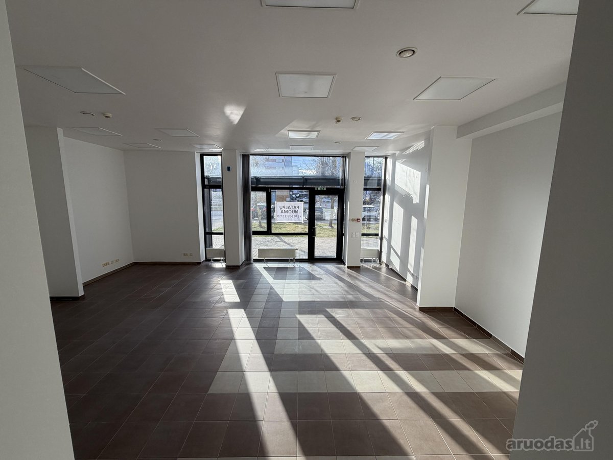 Išnuomojamos įrengtos 77 m² komercinės - nuotraukos Nr. 4