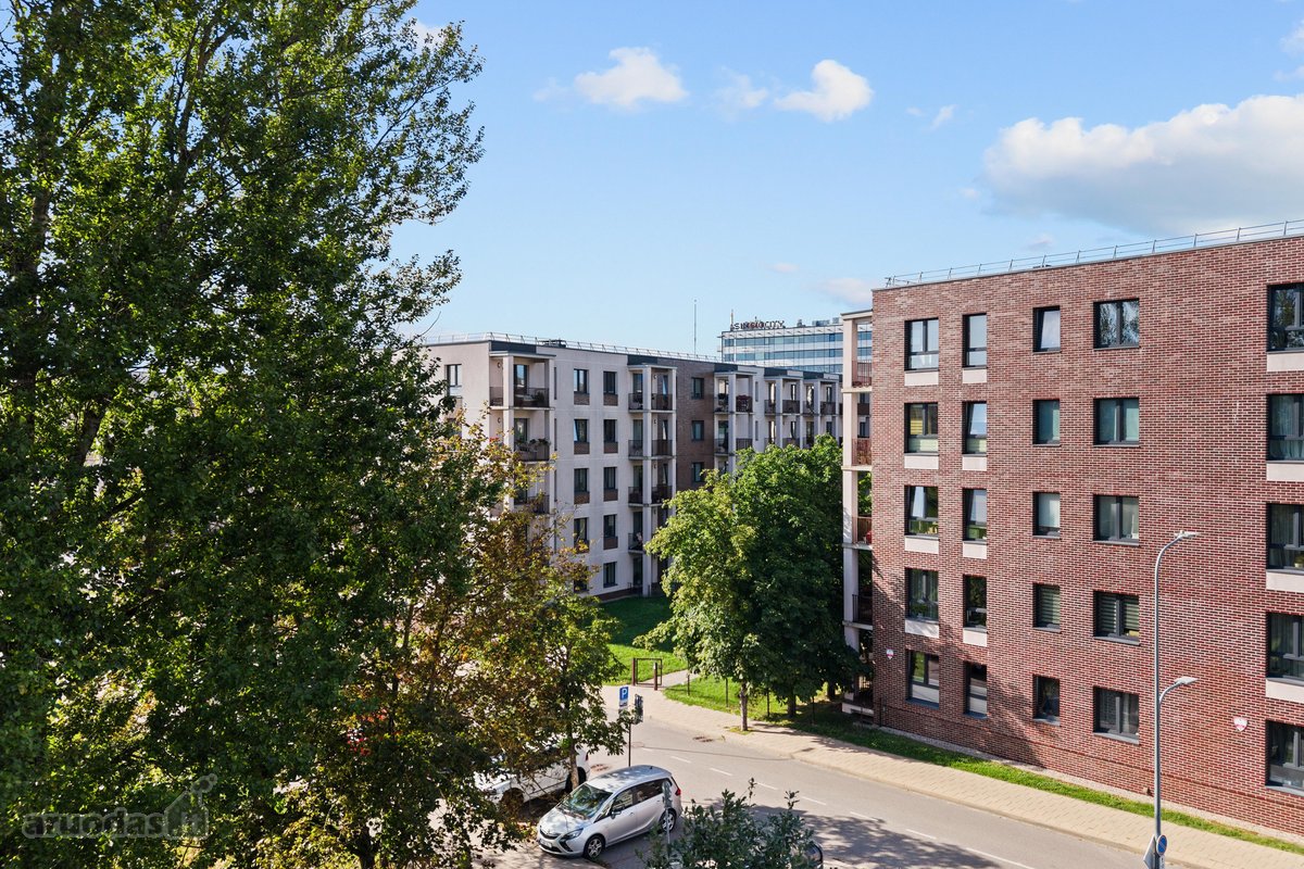 Parduodamas Išskirtinai Įrengtas 3 Kambarių - nuotraukos Nr. 39