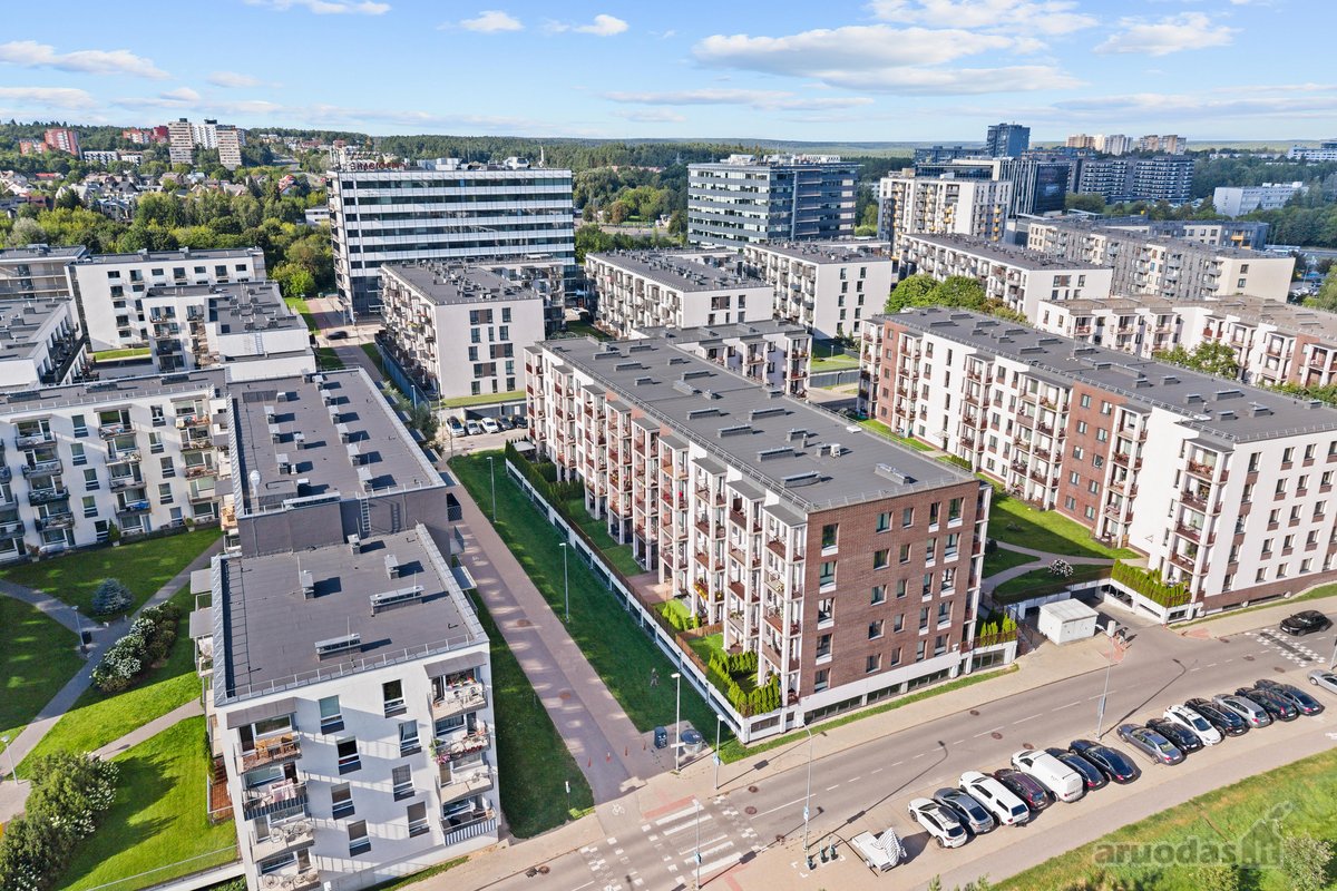 Parduodamas Išskirtinai Įrengtas 3 Kambarių - nuotraukos Nr. 40