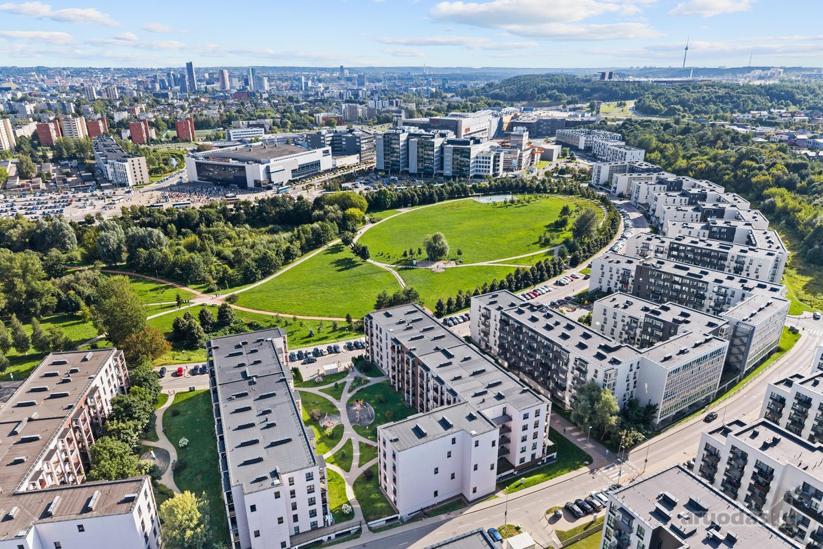 Parduodamas Išskirtinai Įrengtas 3 Kambarių - nuotraukos Nr. 43