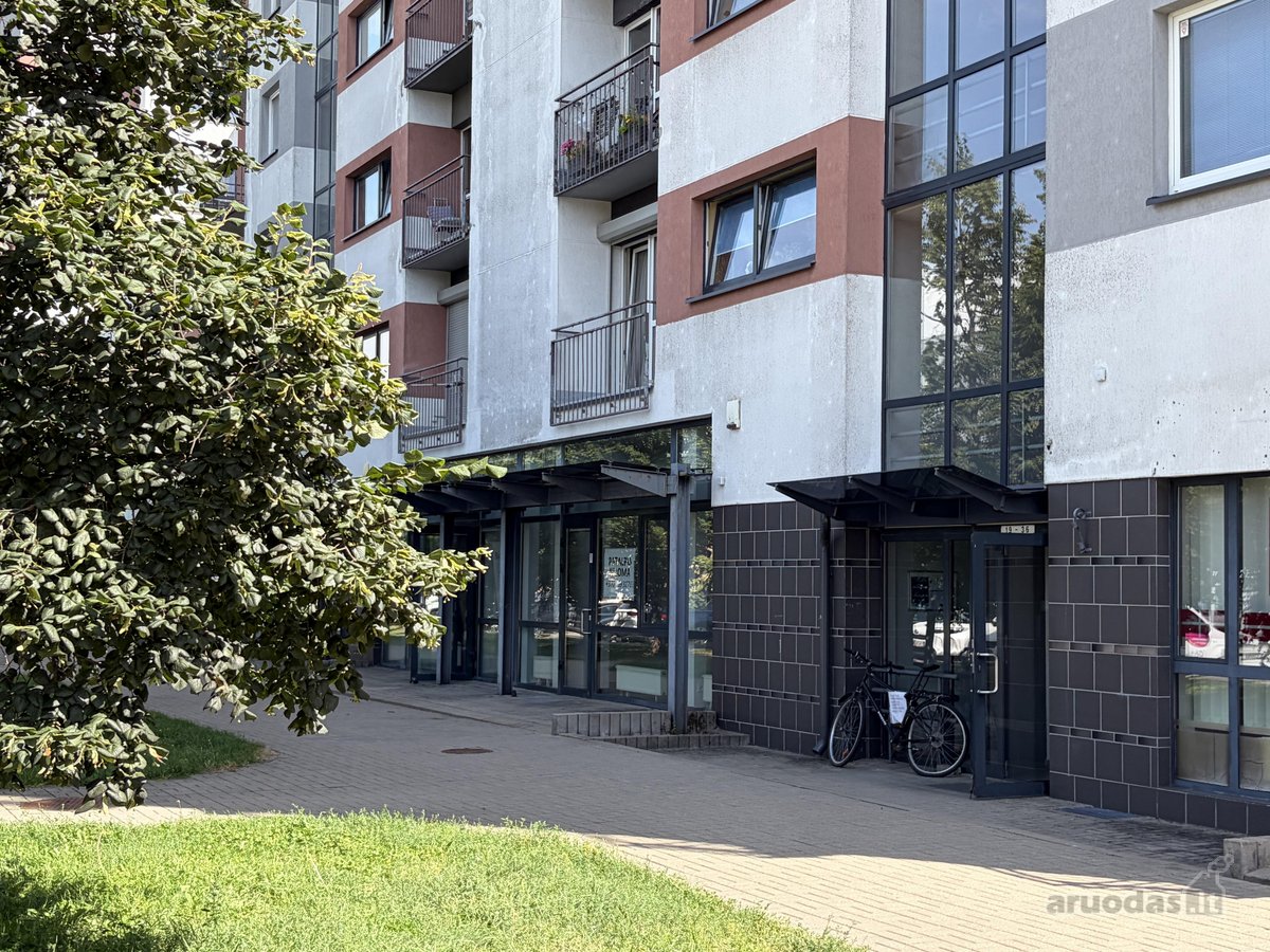 Išnuomojamos įrengtos 77 m² komercinės - nuotraukos Nr. 2