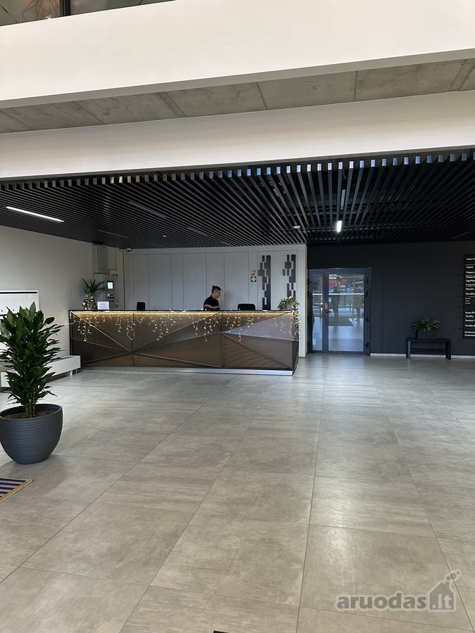 Nuomojamas biuras moderniame verslo centre - nuotraukos Nr. 2
