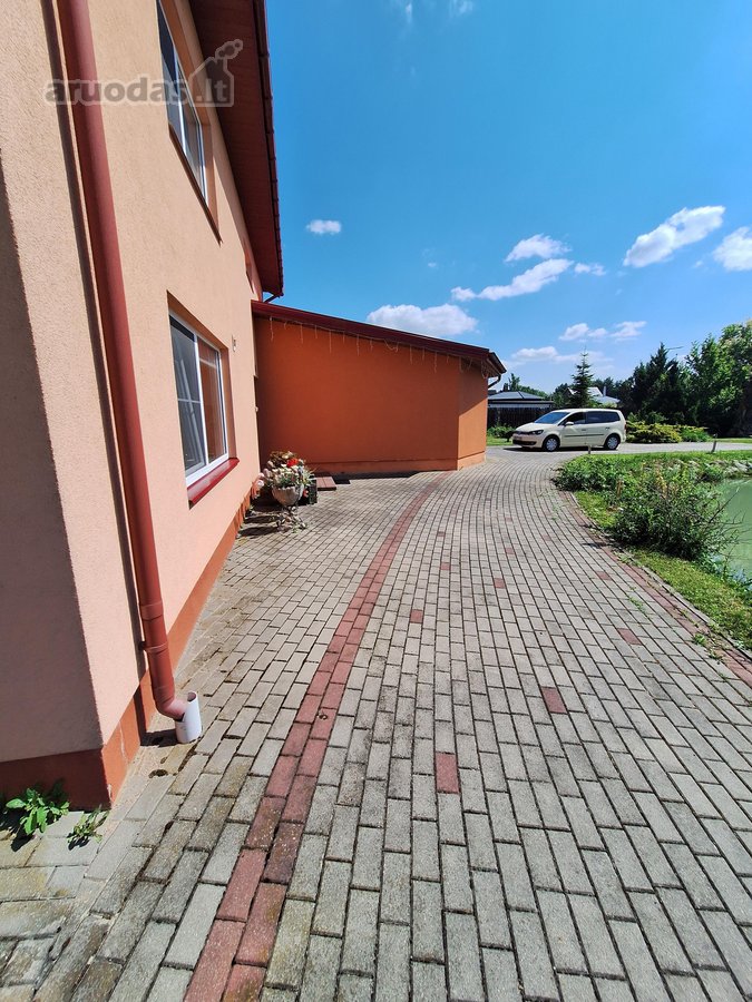 Parduodama erdvi ir išskirtinė sodyba - nuotraukos Nr. 7