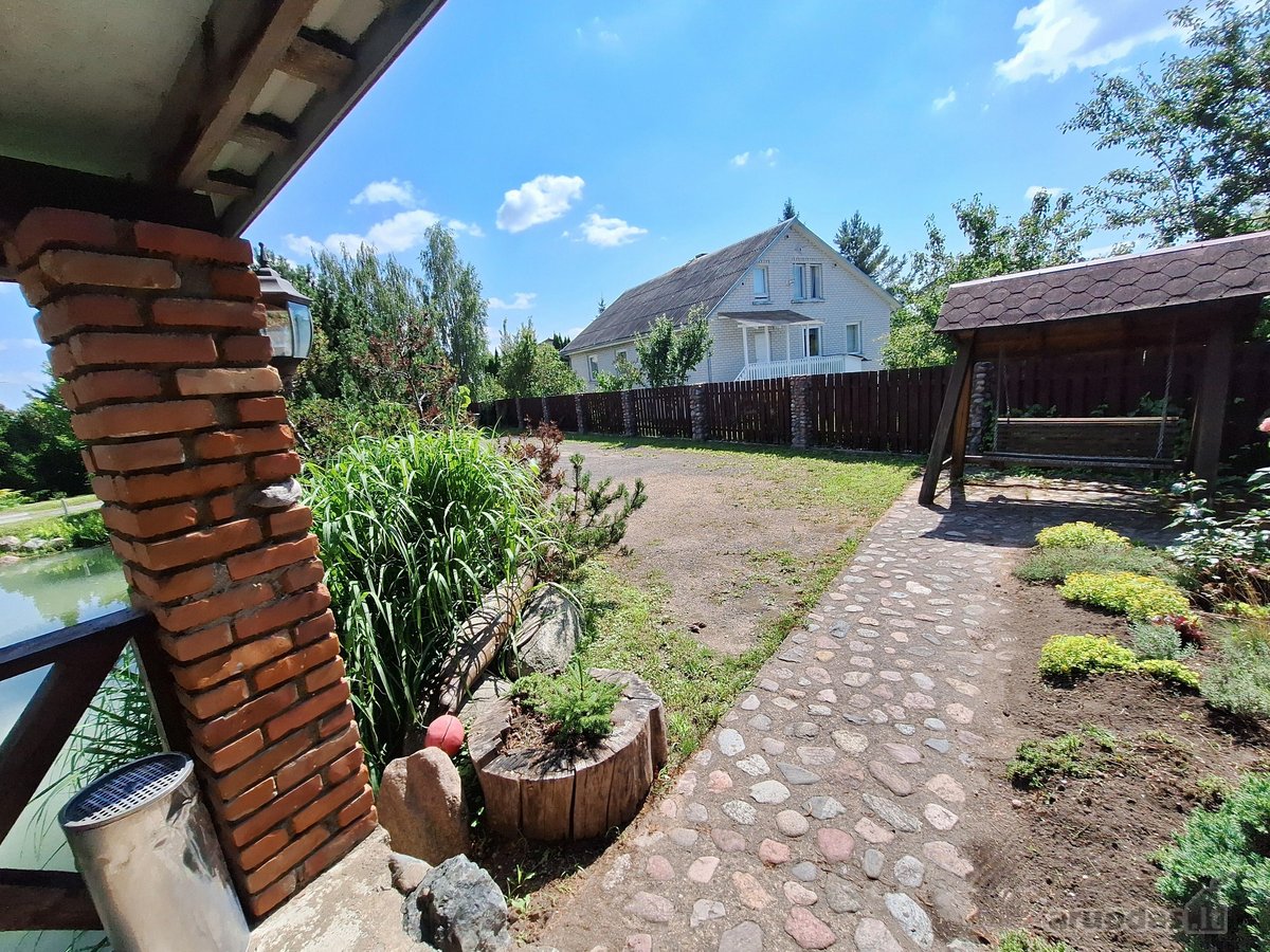 Parduodama erdvi ir išskirtinė sodyba - nuotraukos Nr. 13
