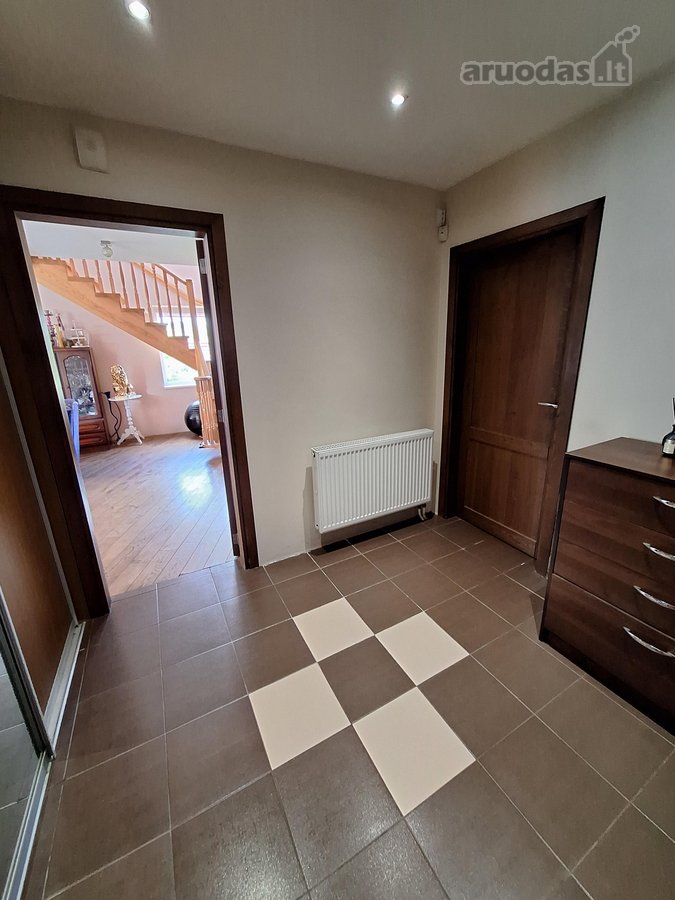 Parduodama erdvi ir išskirtinė sodyba - nuotraukos Nr. 33