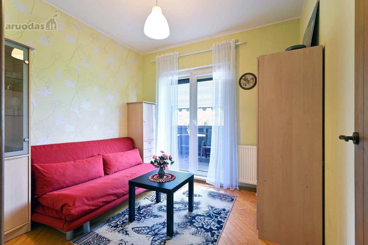 # Parduodamas 3 kambarių butas su privačiu - nuotraukos Nr. 12