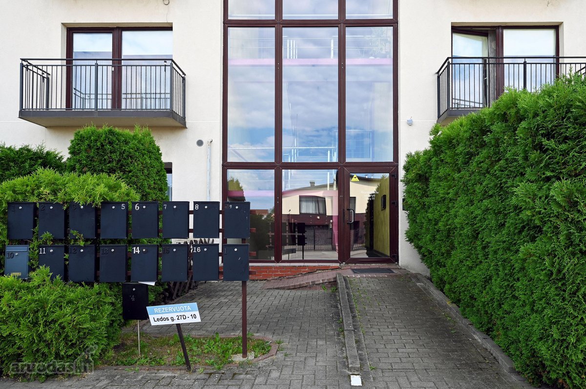 # Parduodamas 3 kambarių butas su privačiu - nuotraukos Nr. 18