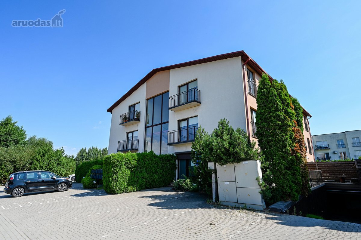# Parduodamas 3 kambarių butas su privačiu - nuotraukos Nr. 19