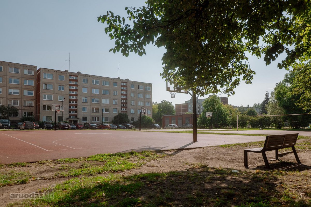 Žaliuojančių medžių apsuptyje, Karoliniškėse, - nuotraukos Nr. 15