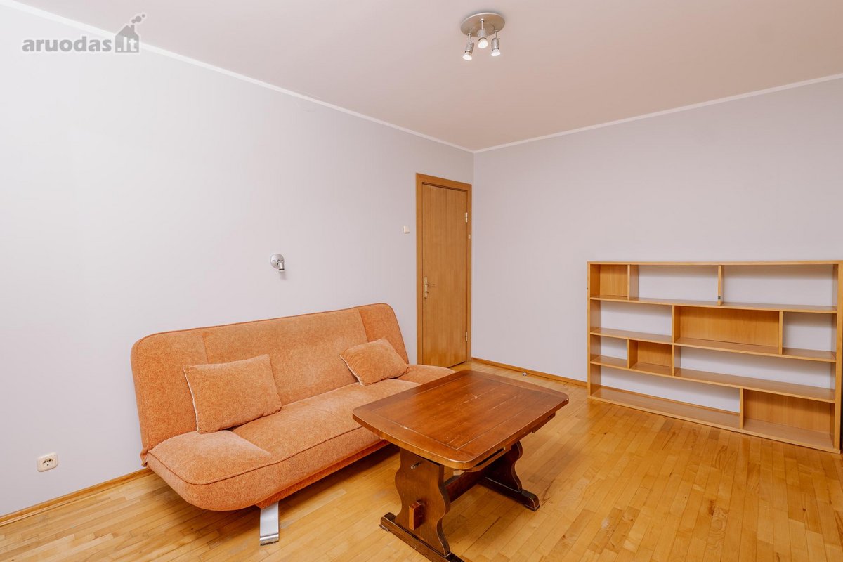 Žaliuojančių medžių apsuptyje, Karoliniškėse, - nuotraukos Nr. 11