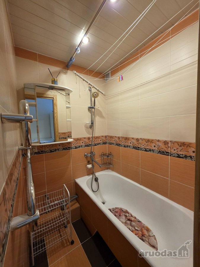 Parduodamas erdvus ir jaukus 2 kambarių butas - nuotraukos Nr. 7