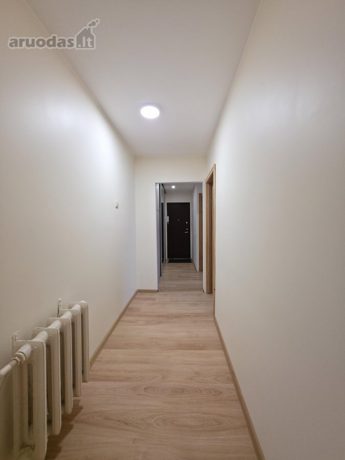 Parduodamas erdvus ir jaukus 2 kambarių butas - nuotraukos Nr. 9