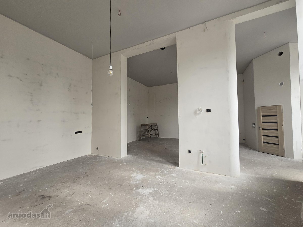 Nuomojamos 84 M² Komercinės Patalpos - nuotraukos Nr. 13