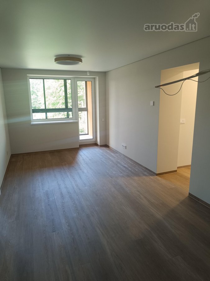 Parduodamas įrengtas 3 kambarių (62,29 m2) - nuotraukos Nr. 9