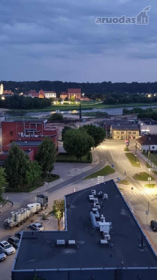 Nuomojamas 3 kambarių butas renovuotame - nuotraukos Nr. 11