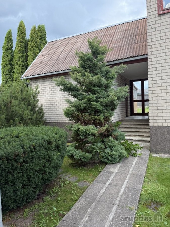 Erdvūs namai vienoje patogiausių Molėtų vietų - nuotraukos Nr. 12
