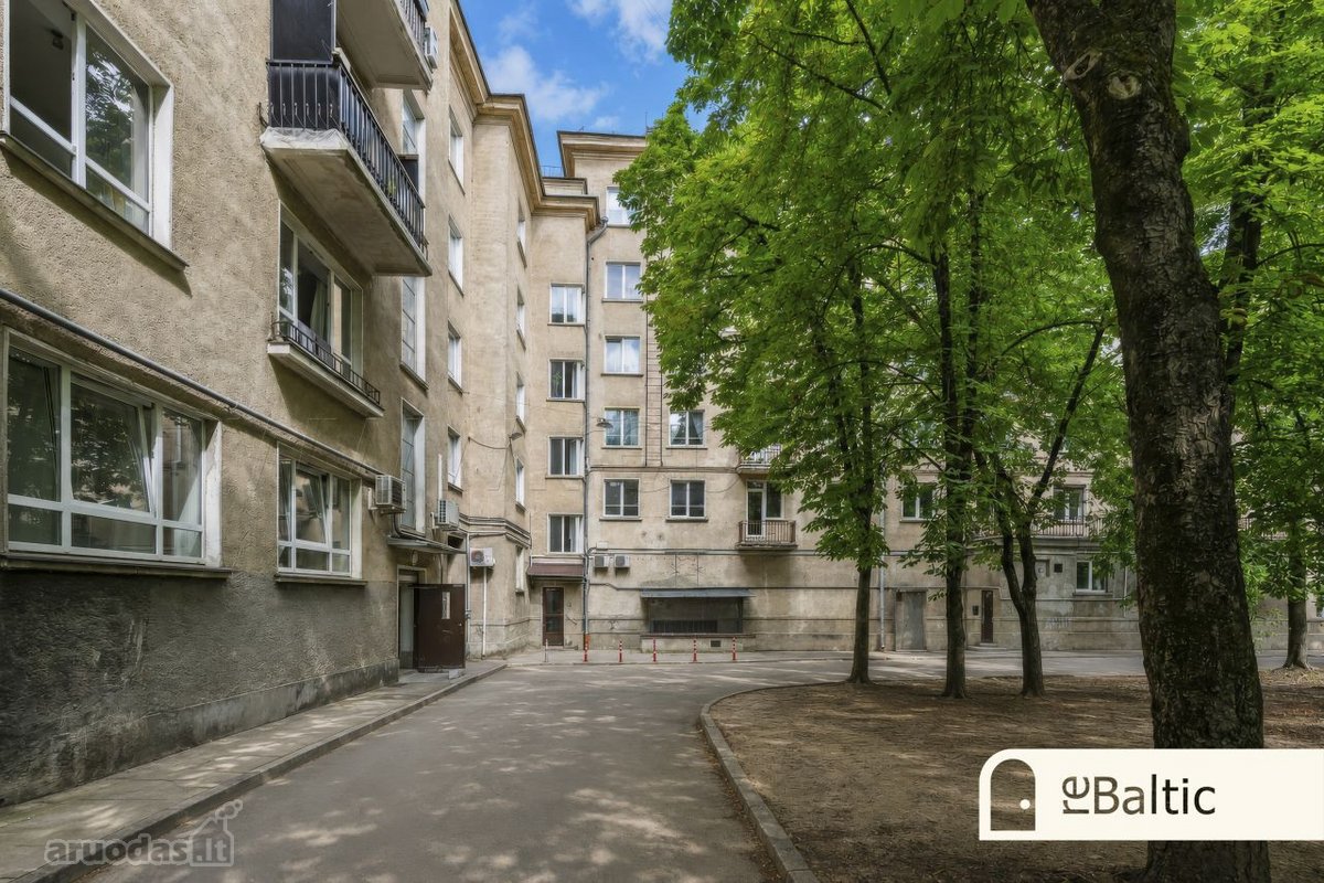 Erdvus, puikaus išdėstymo butas su vaizdais į - nuotraukos Nr. 35