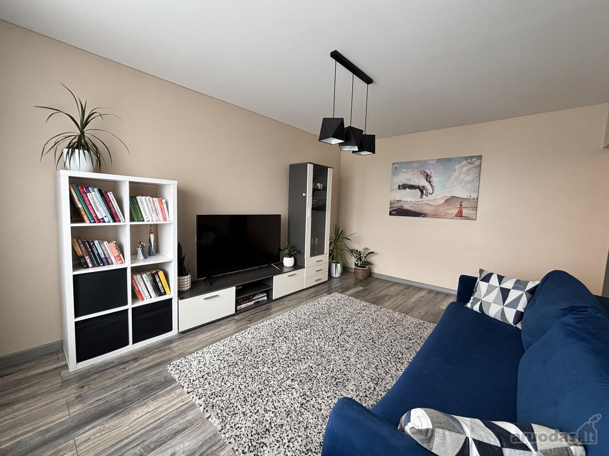 Parduodamas erdvus 4 kambarių (82,21 kv.m²) - nuotraukos Nr. 2