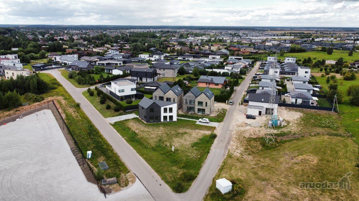 Balta kotedžo pusė tik 160000 Eur. - nuotraukos Nr. 3