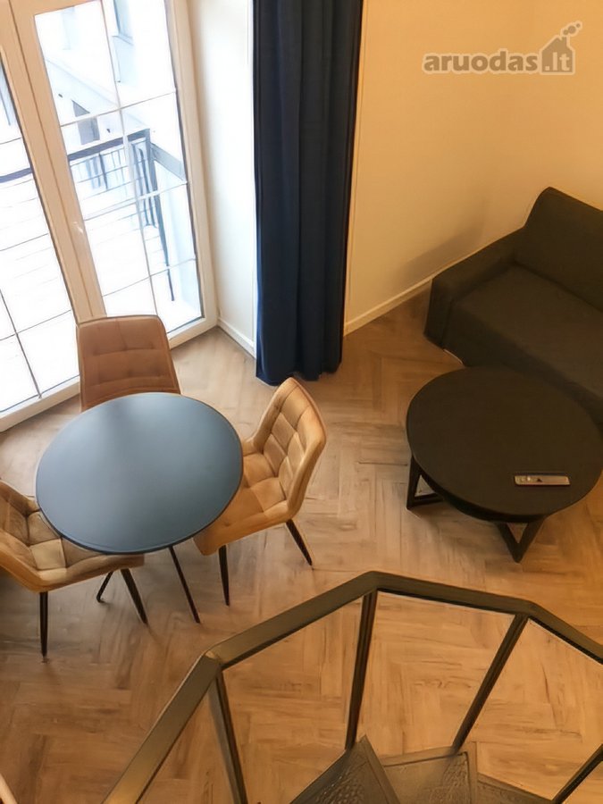 Parduodamas kokybiškai įrengtas loftas - nuotraukos Nr. 3