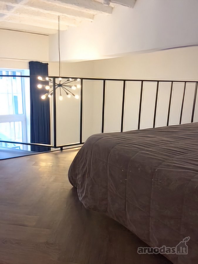 Parduodamas kokybiškai įrengtas loftas - nuotraukos Nr. 12