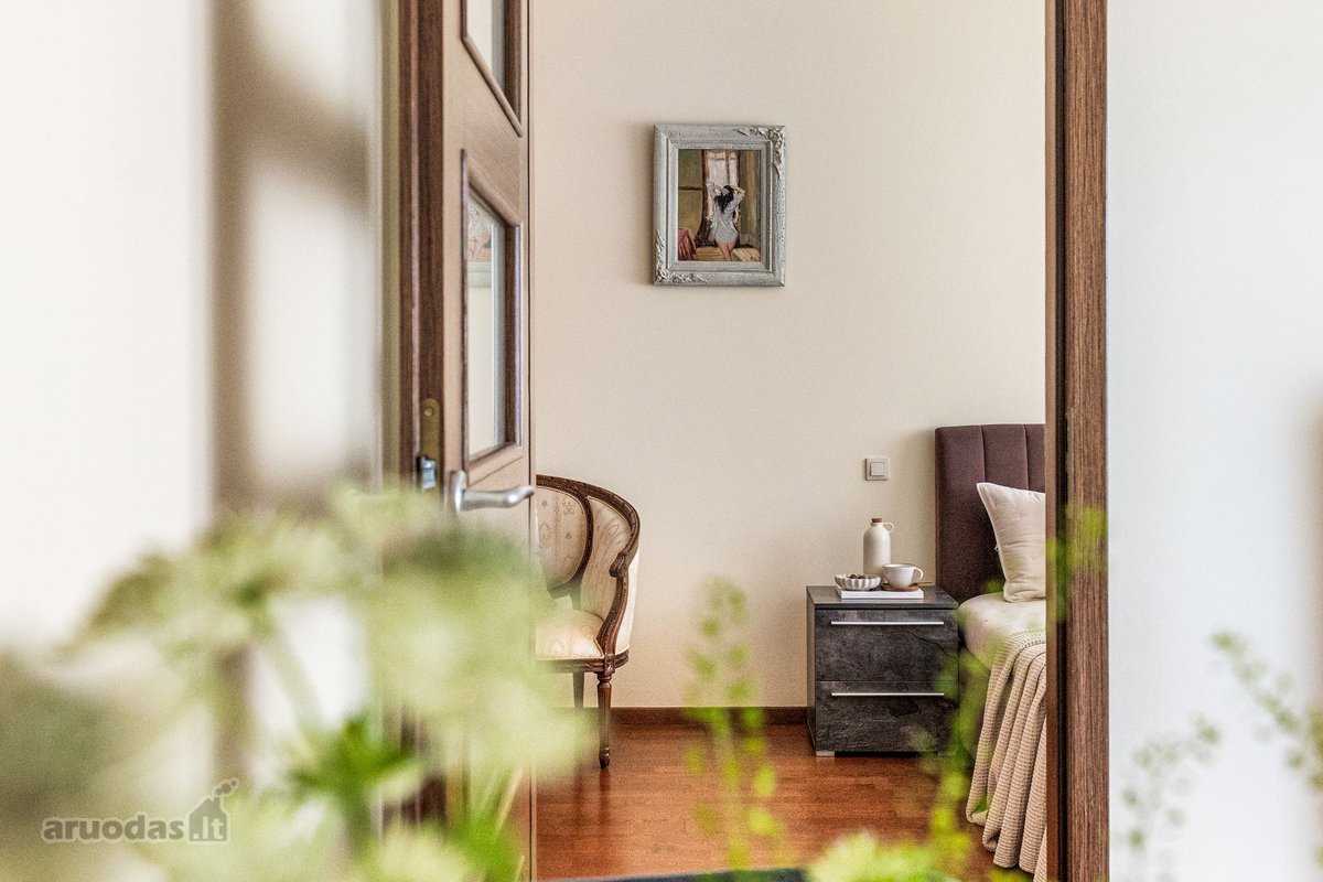 Parduodamas erdvus ir kokybiškai įrengtas 2 - nuotraukos Nr. 11