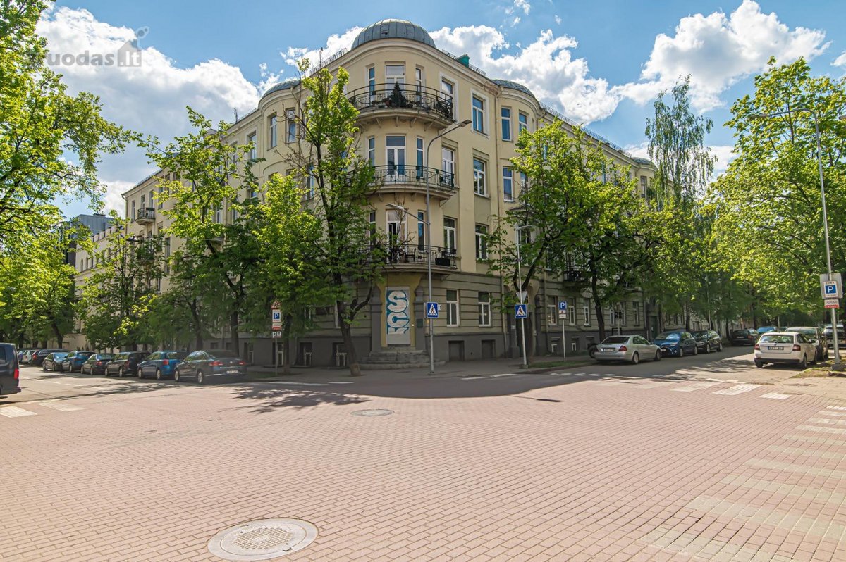 Modernus butas Naujamiestyje - šalia - nuotraukos Nr. 15