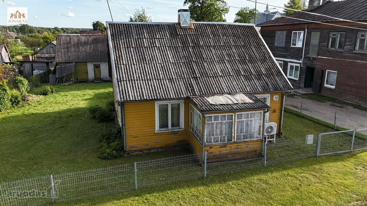 Parduodamas namas Viekšnių miestelio centre – - nuotraukos Nr. 2