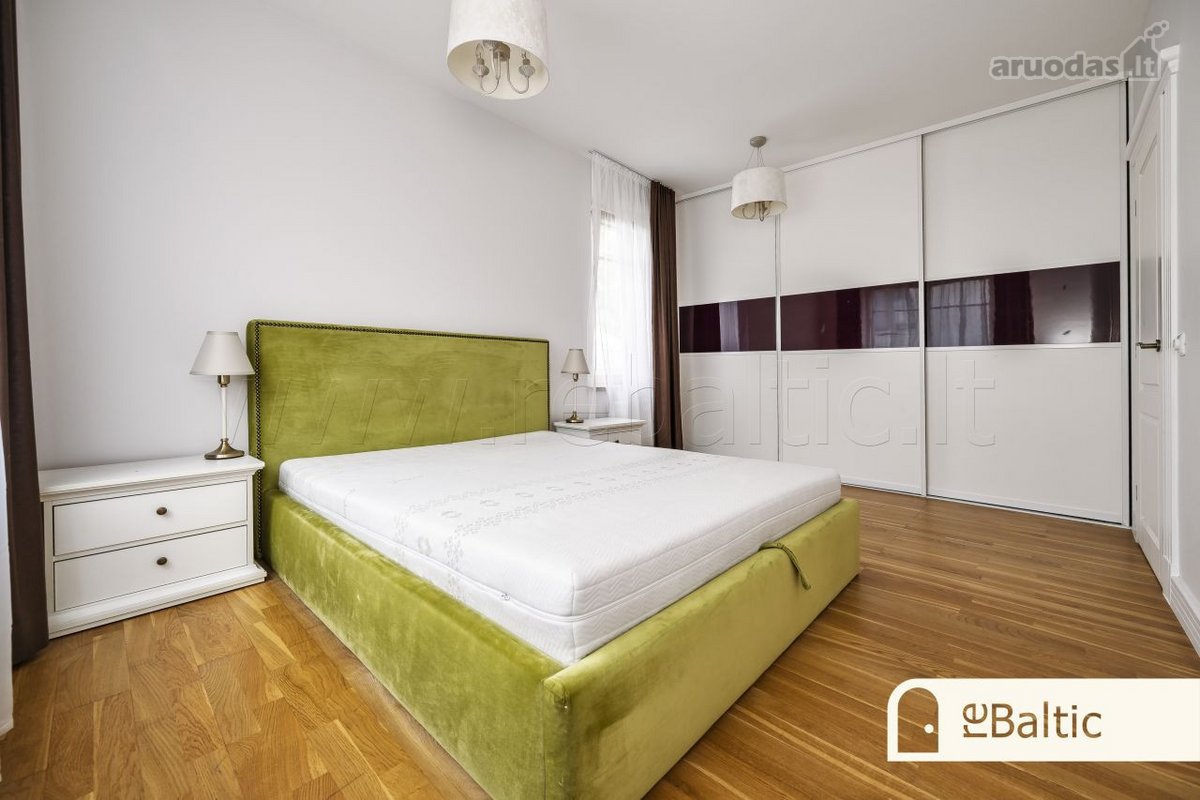 Išnuomojamas erdvus ir jaukus 3 kambarių - nuotraukos Nr. 12