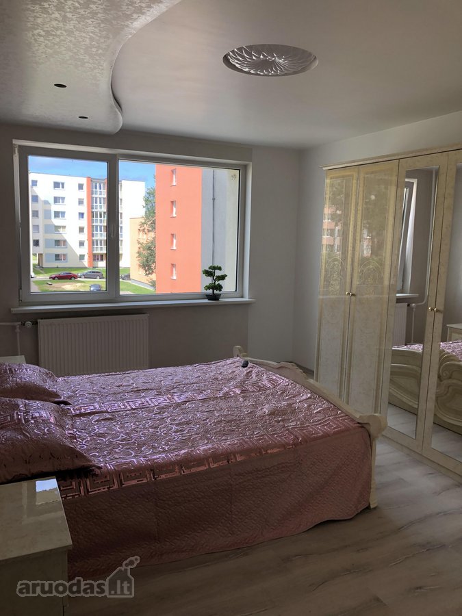 Butas pačiame centre, pro balkoną matosi - nuotraukos Nr. 10