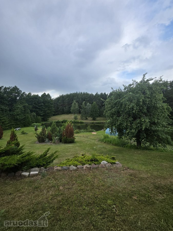Parduodamas erdvus dviejų aukštų gyvenamasis - nuotraukos Nr. 4